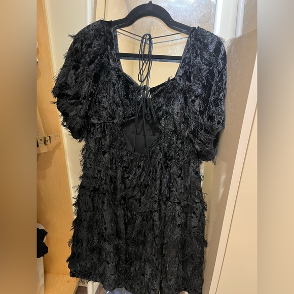 BOGO: Feather little black dress (high quality) - Picture 2 of 7